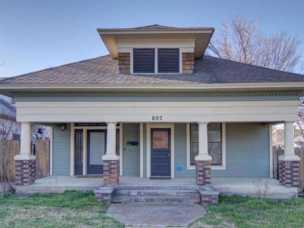 807 W Richmond Avenue Property Photo
