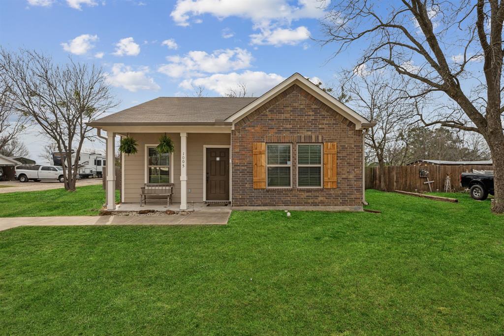 1005 Gibbard Avenue Property Photo
