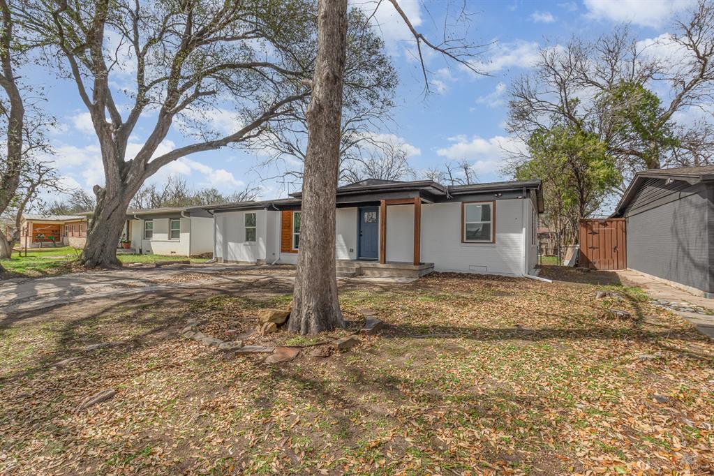 3227 Mayhew Drive Property Photo