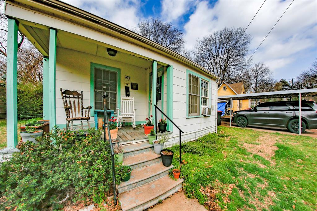 654 23rd Street Property Photo