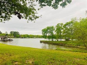 102 Bear Creek Drive Property Photo