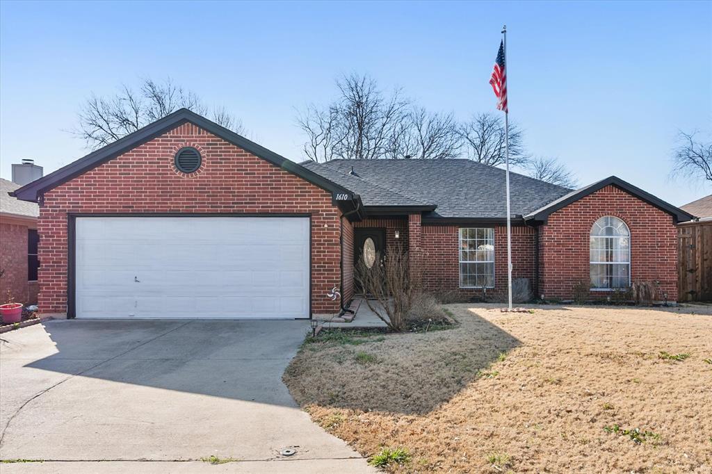1610 Farmington Drive Property Photo
