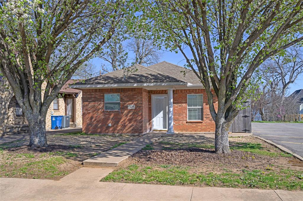 811 W Woodard Street Property Photo