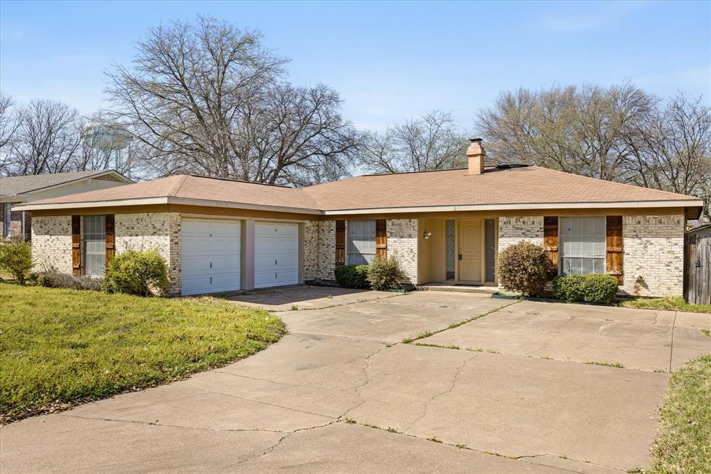 9704 Leland Lane Property Photo