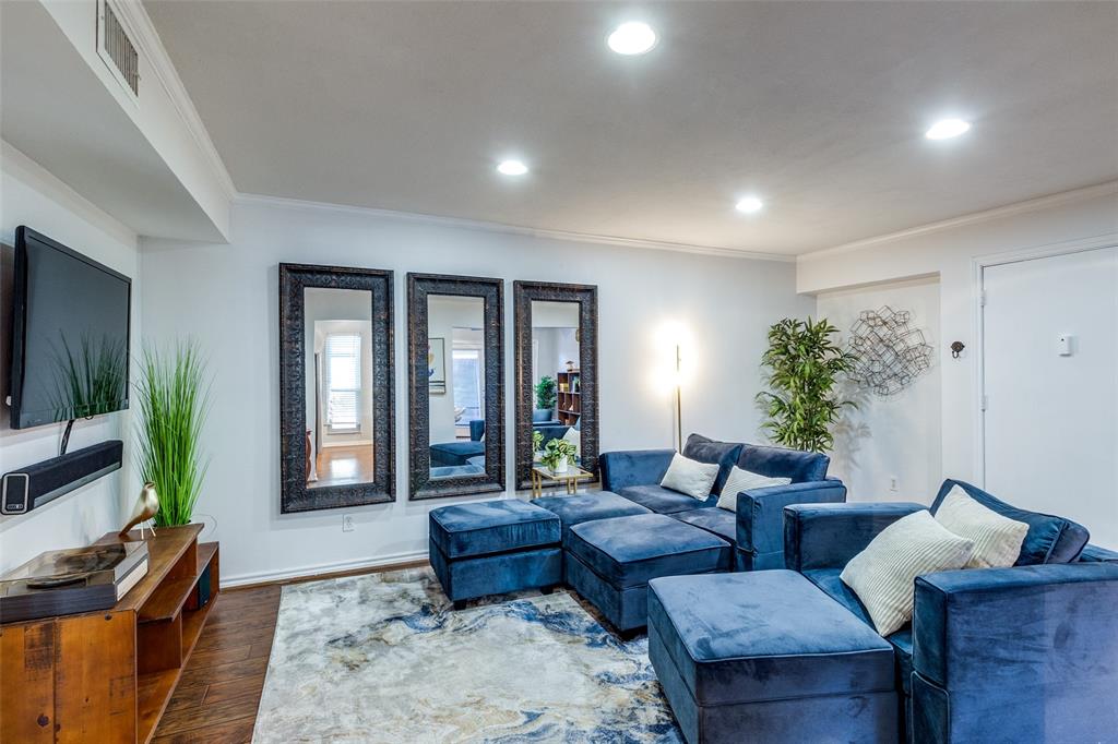 4652 Matilda Street Property Photo