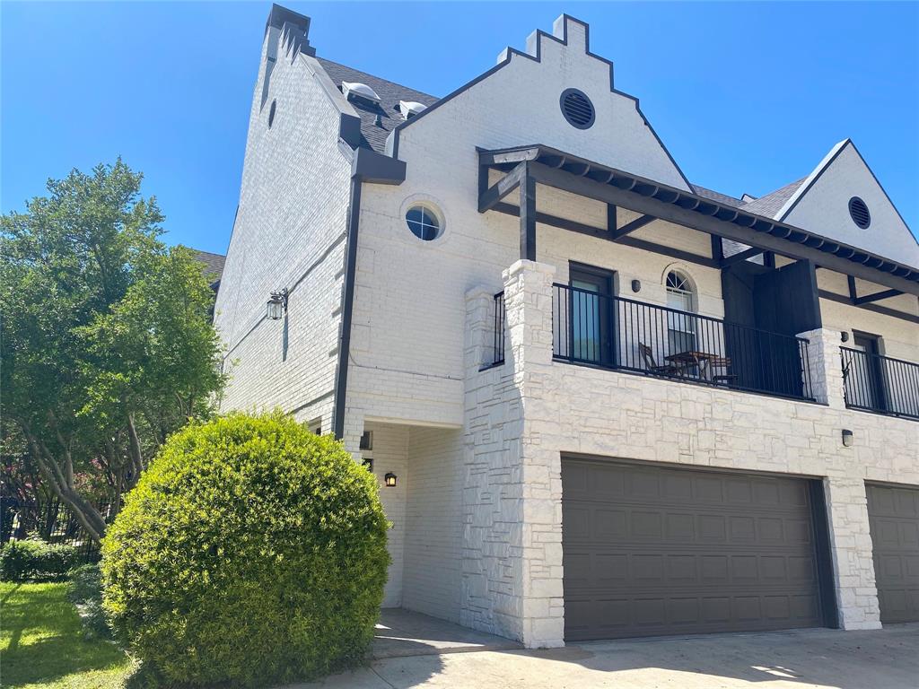 Real Estate Main Image