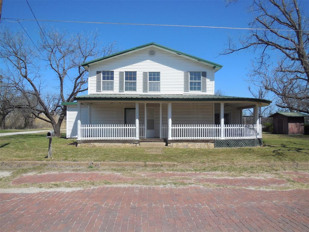 300 N Pecan Street Property Photo