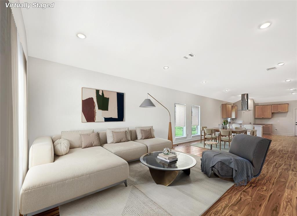 Como Real Estate Listings Main Image