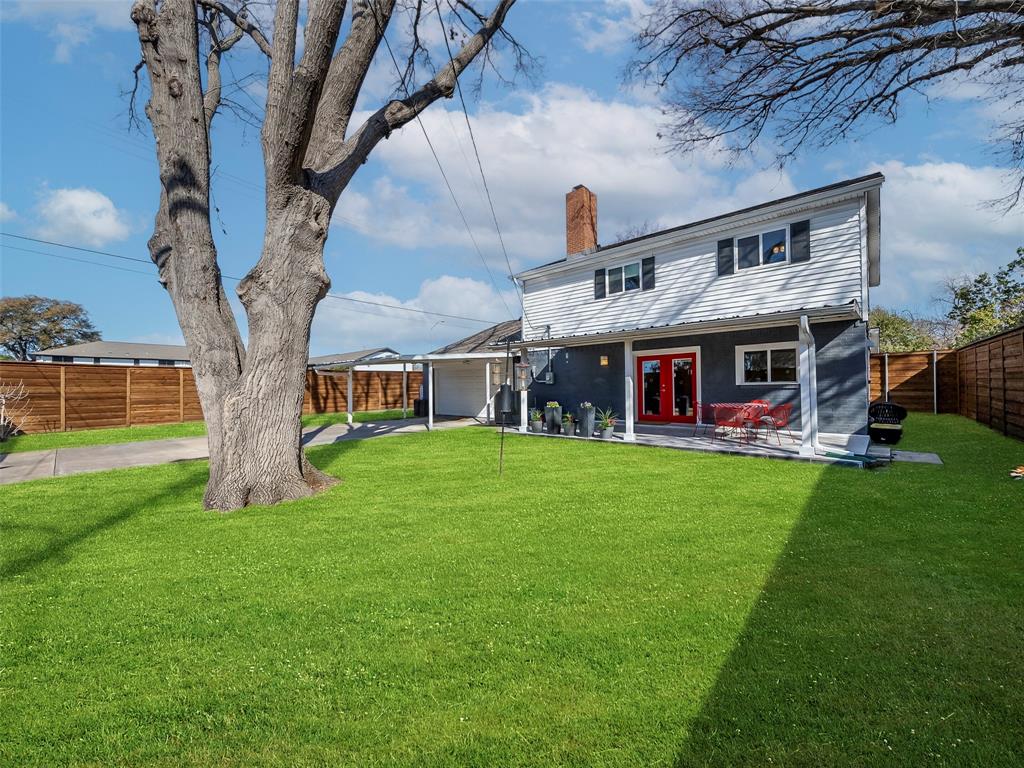 1435 Lamp Post Lane Property Photo 4