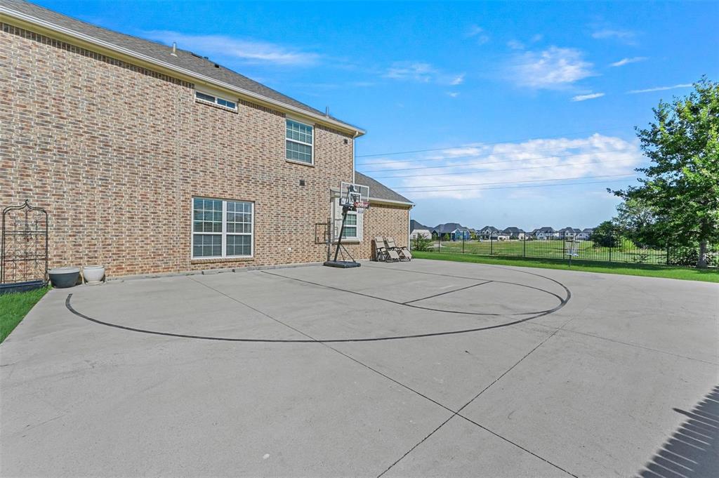 13811 Sorano Drive Property Photo 38