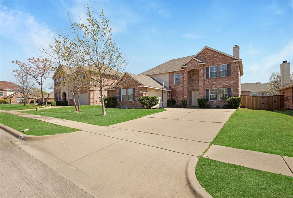 302 Mesa Verde Way Property Photo