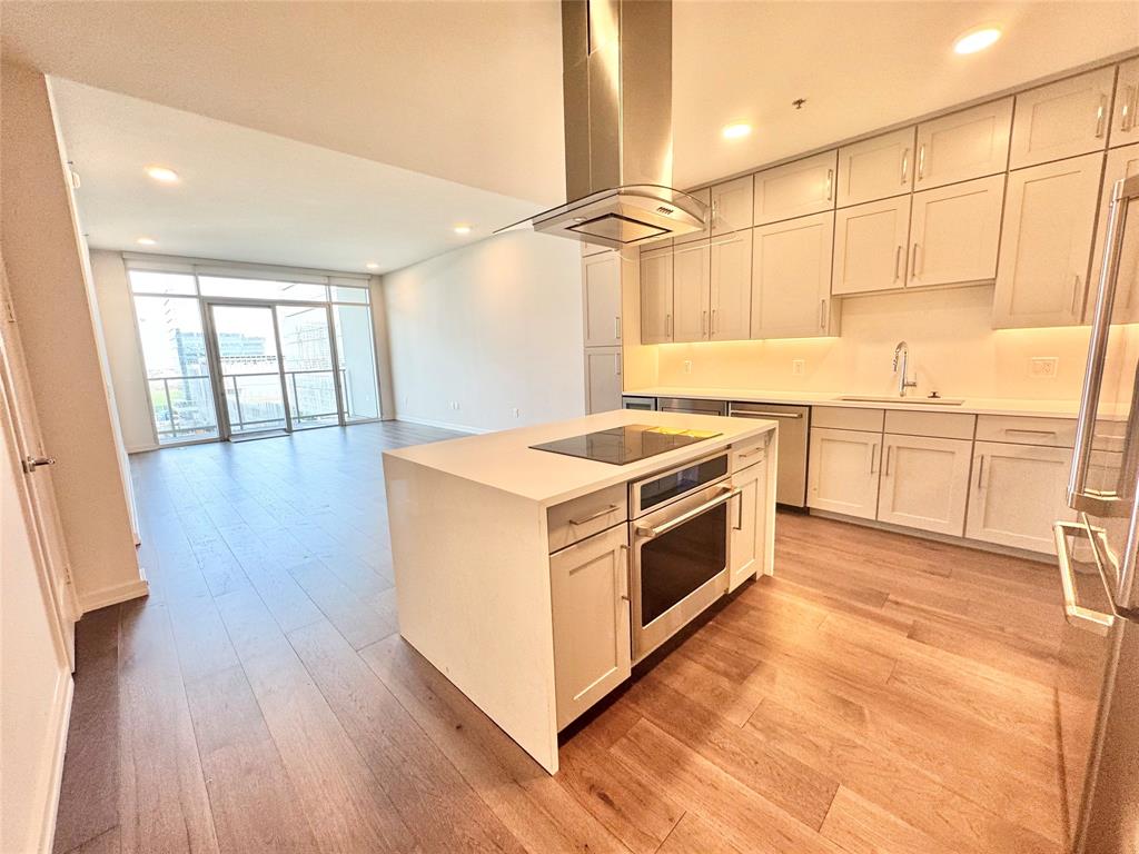 6911 Cowboys Way Property Photo