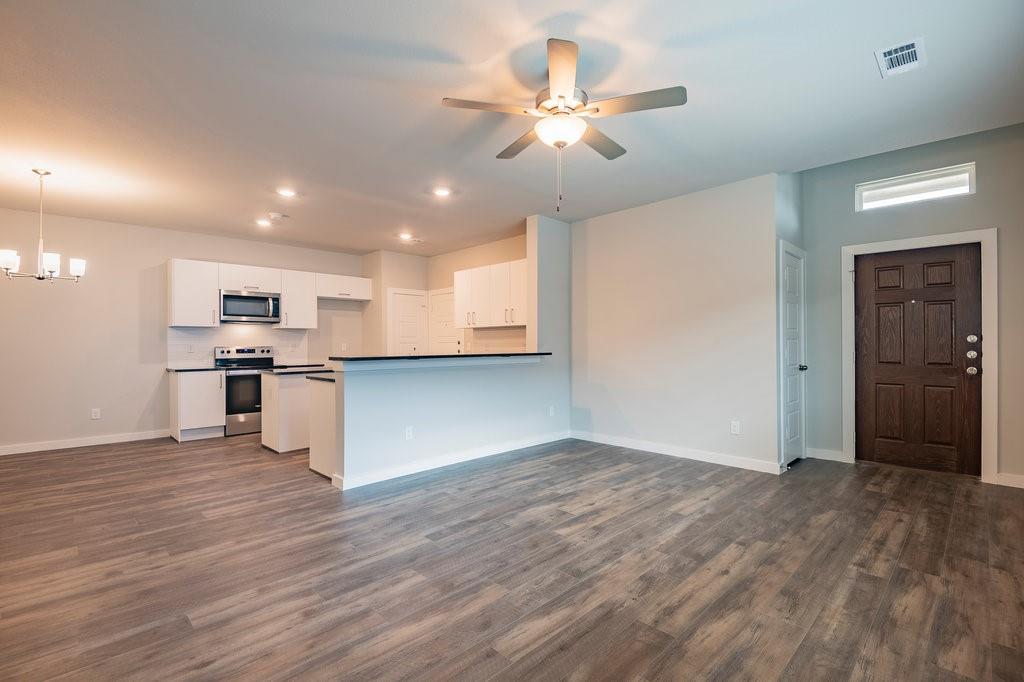 628 Blackland Drive Property Photo
