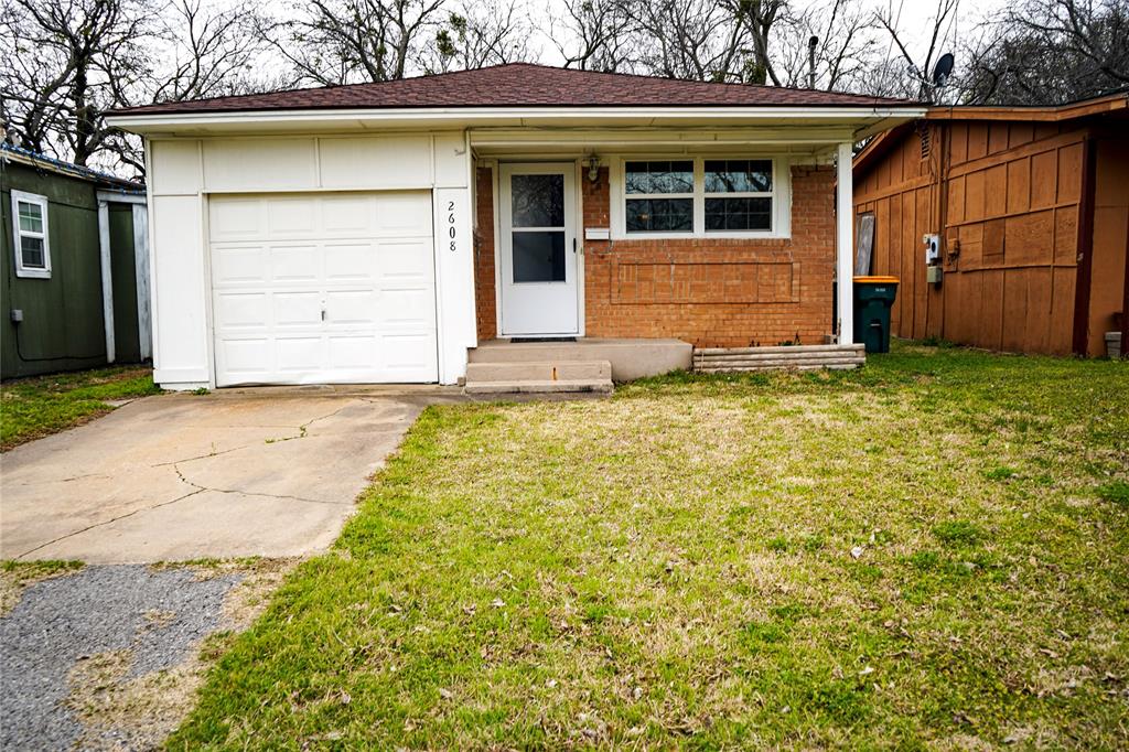 2608 N Hickory Street Property Photo