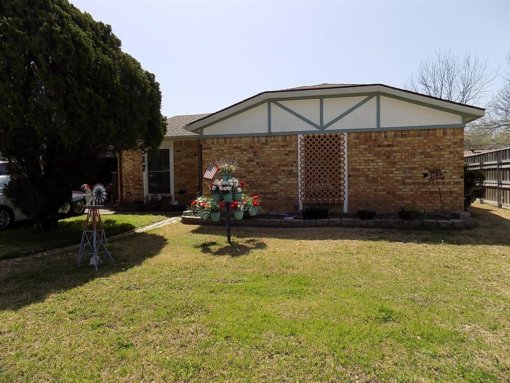 517 Brandon Property Photo