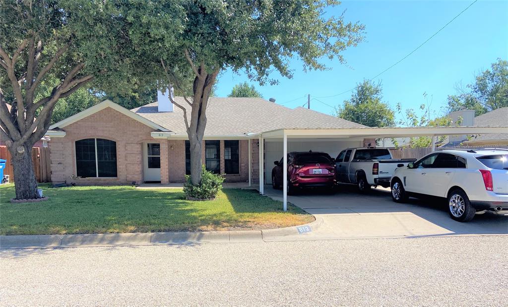 813 Liberty Lane Property Photo
