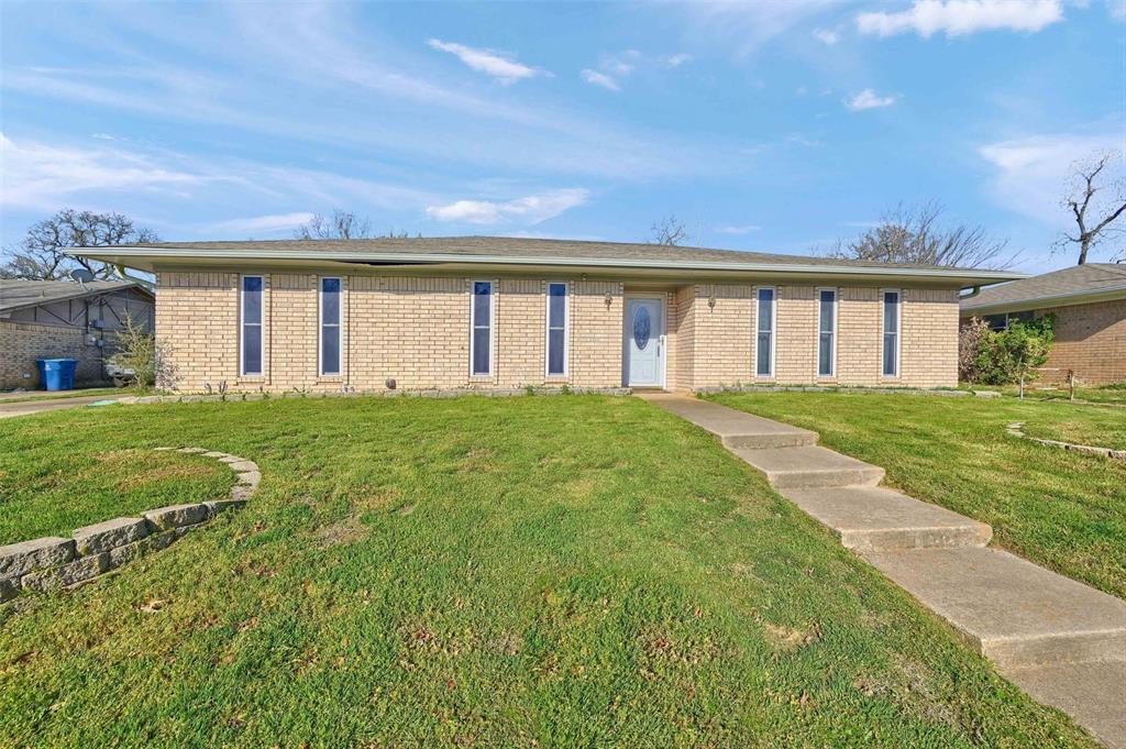 409 Holland Drive Property Photo