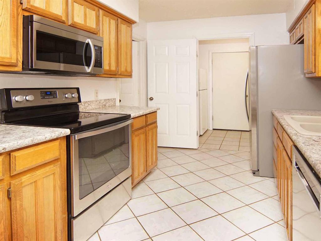 4840 Barberry Drive Property Photo 10
