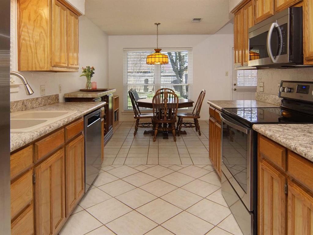 4840 Barberry Drive Property Photo 11