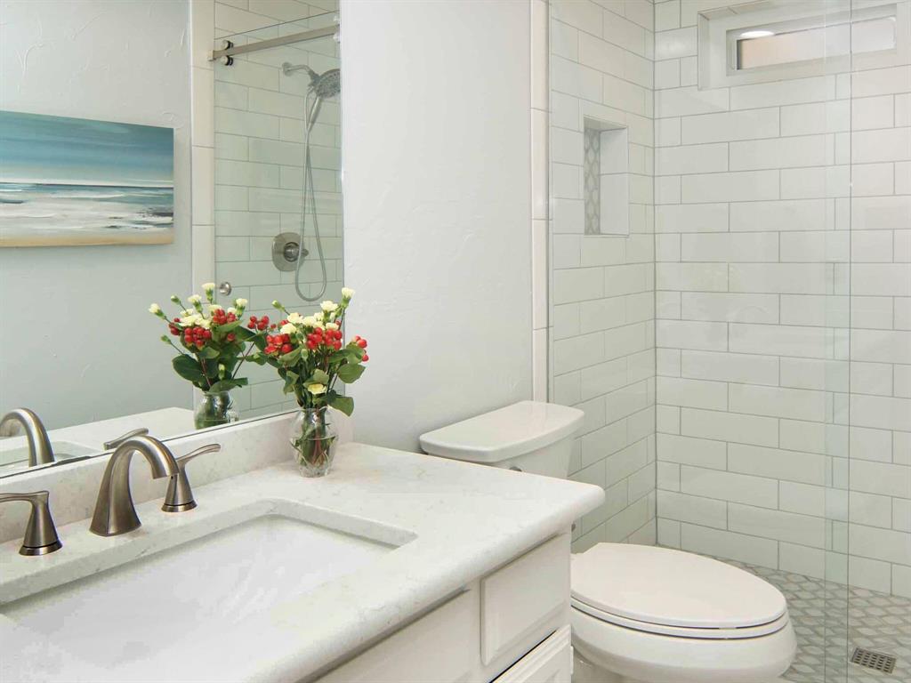 4840 Barberry Drive Property Photo 19