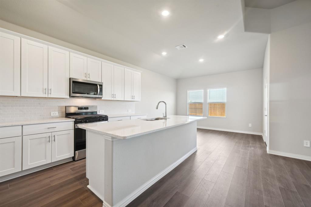 3517 Jb Thomas Drive Property Photo