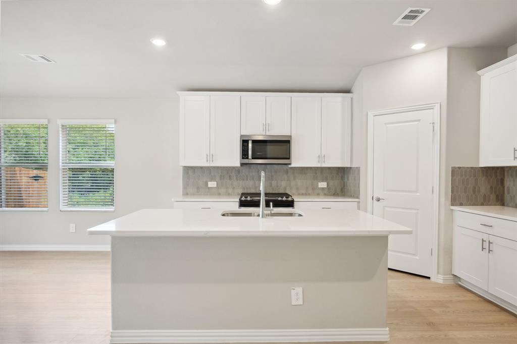 3905 Superior Drive Property Photo