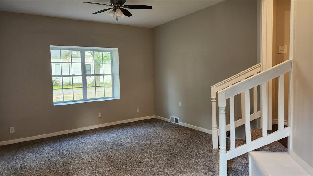112 Elm Street Property Photo 8