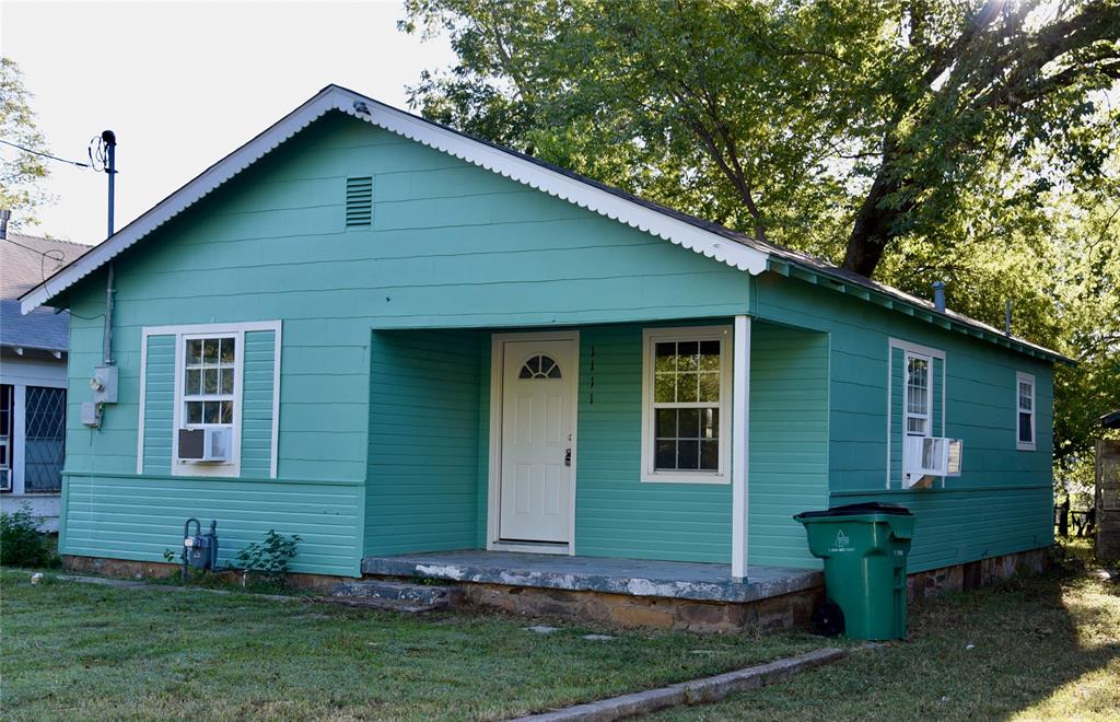 1111 Sanders Street Property Photo