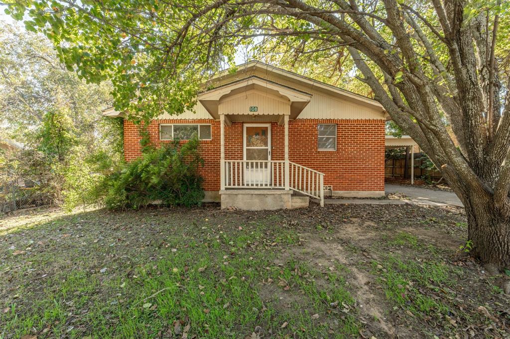 108 E Ross Avenue Property Photo
