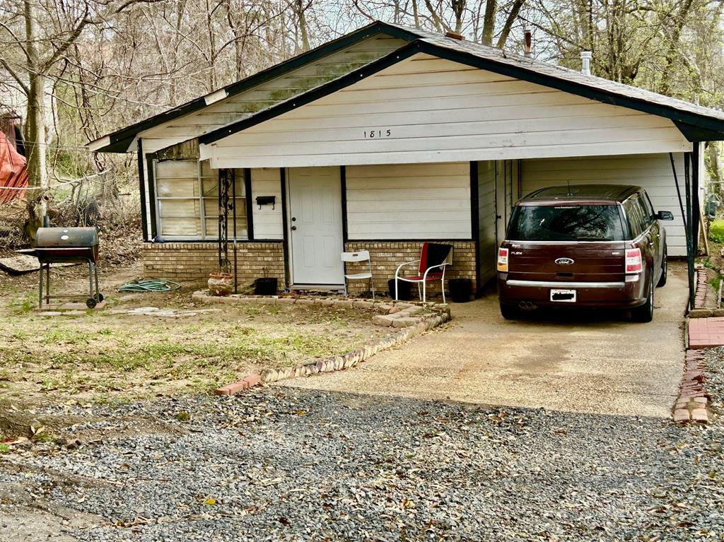 1815 Dove Street Property Photo