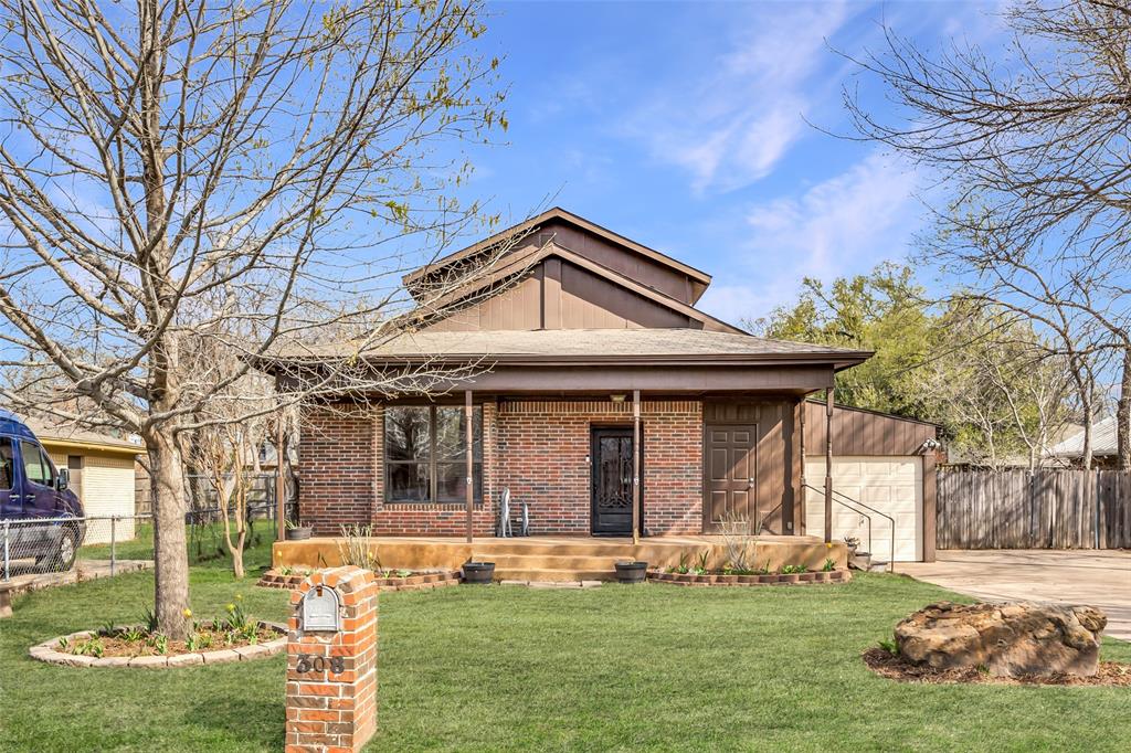 308 Kaye Street Property Photo