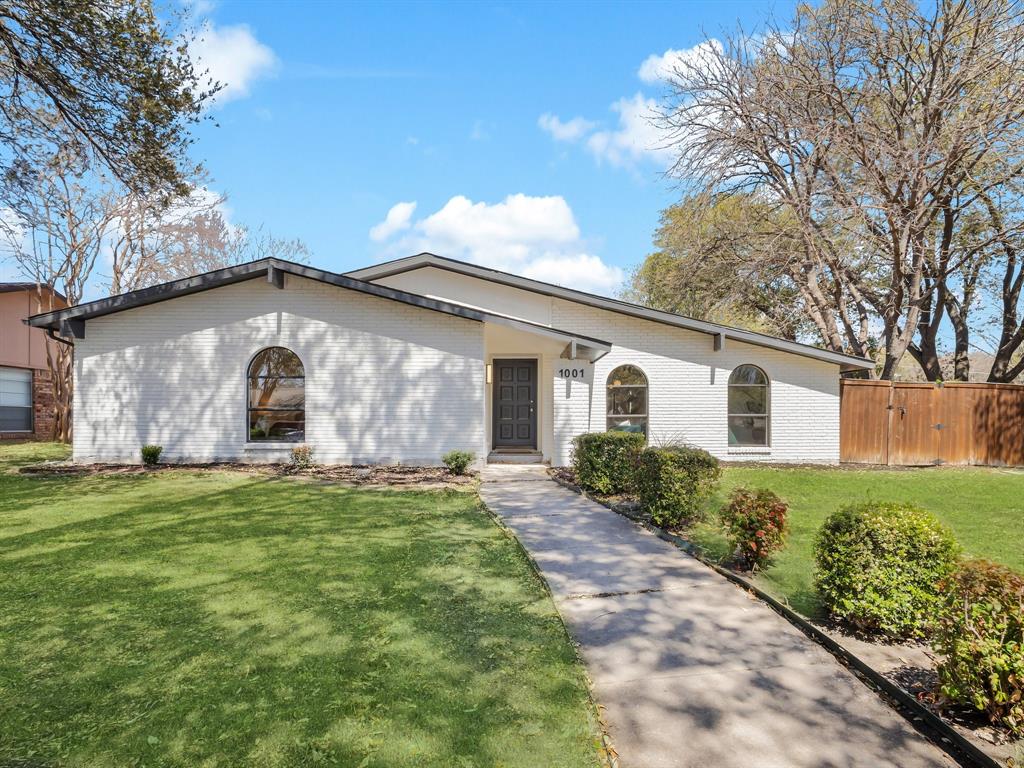 1001 Mossvine Drive Property Photo