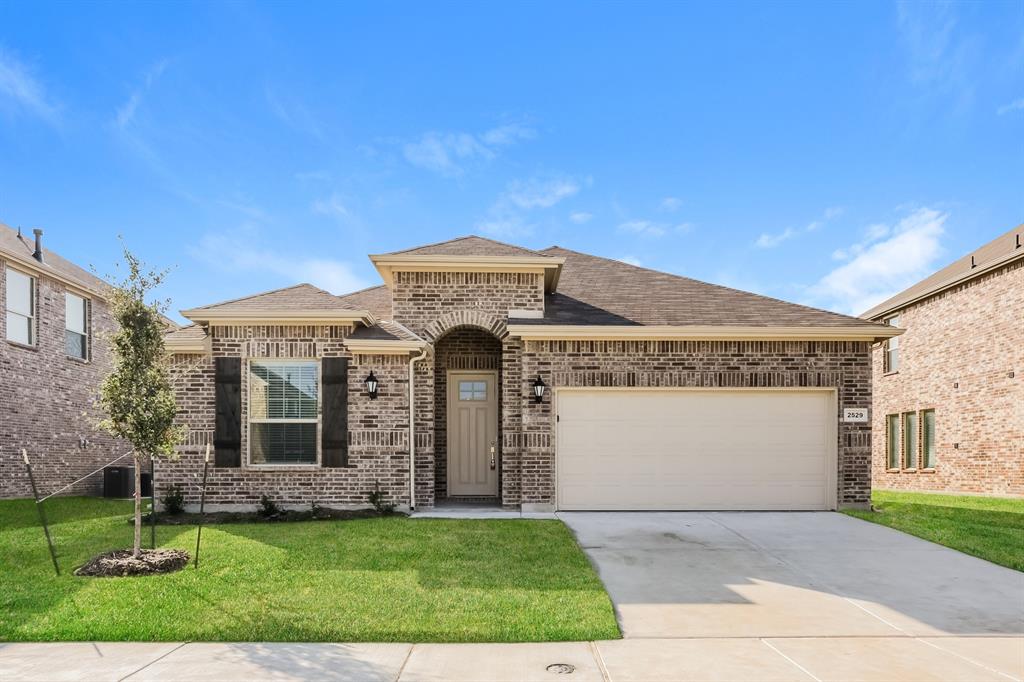 2529 Olvera Court Property Photo