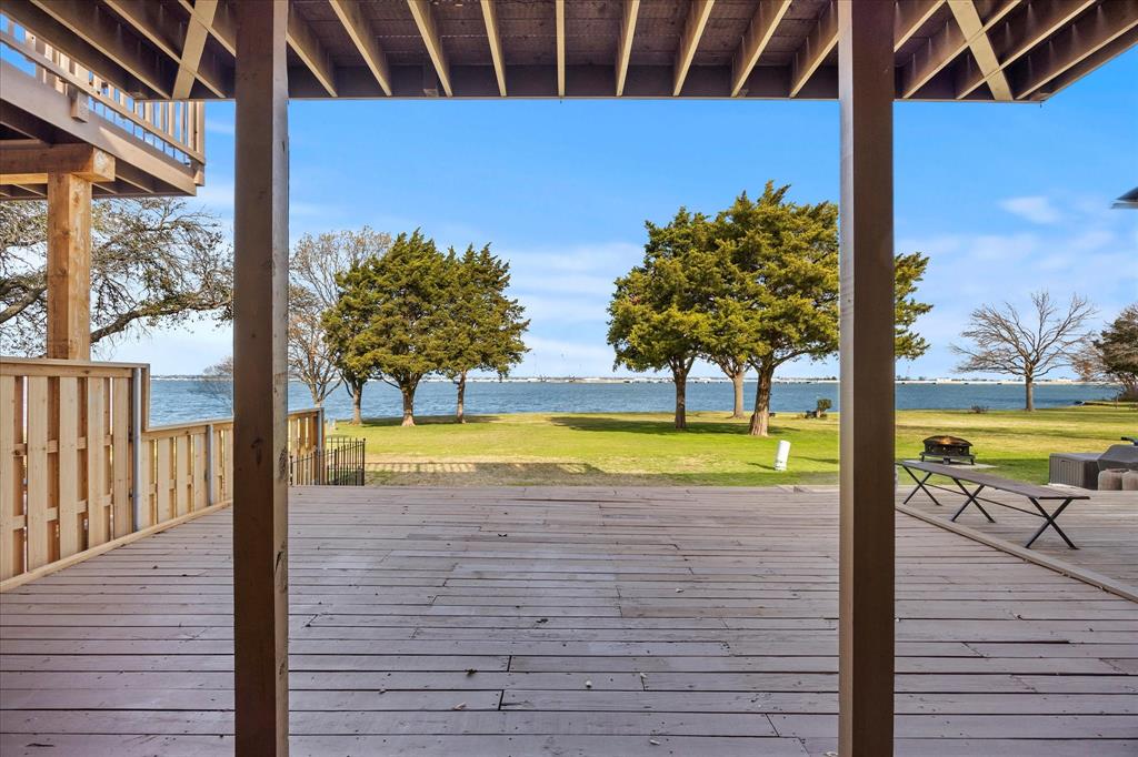 5562 Canada Court Property Photo
