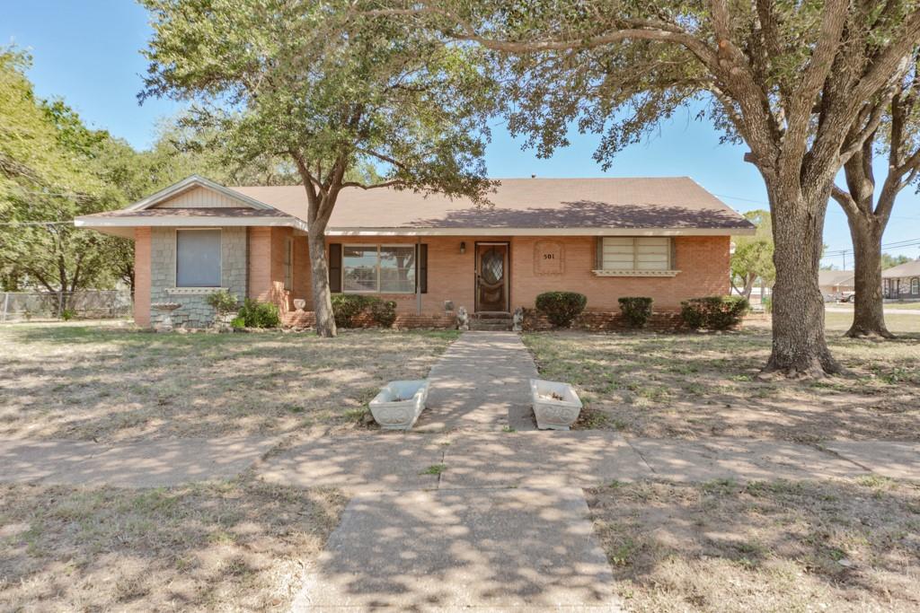 501 Walnut Street Property Photo