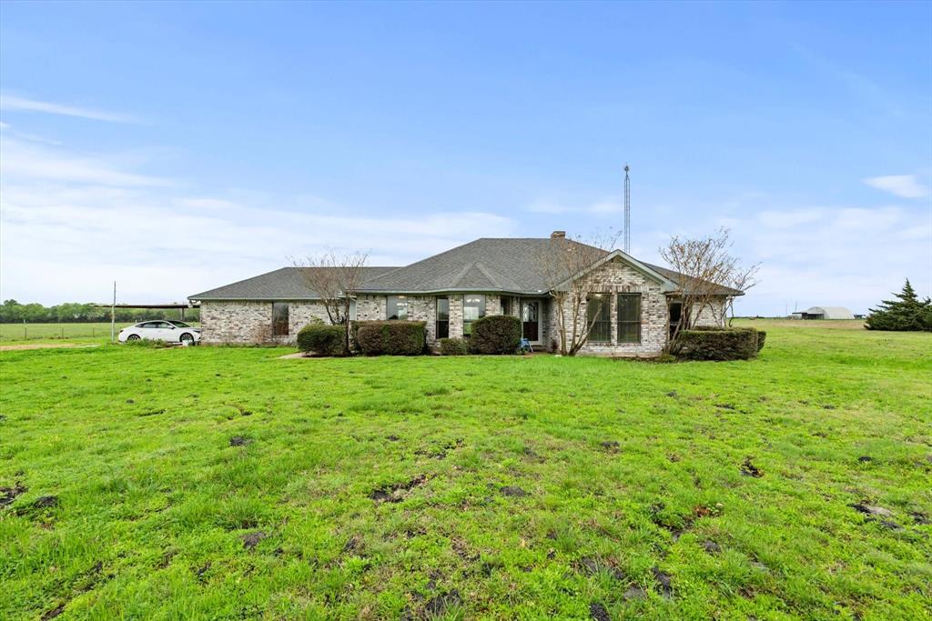 3524 County Road 1157 Property Photo 1