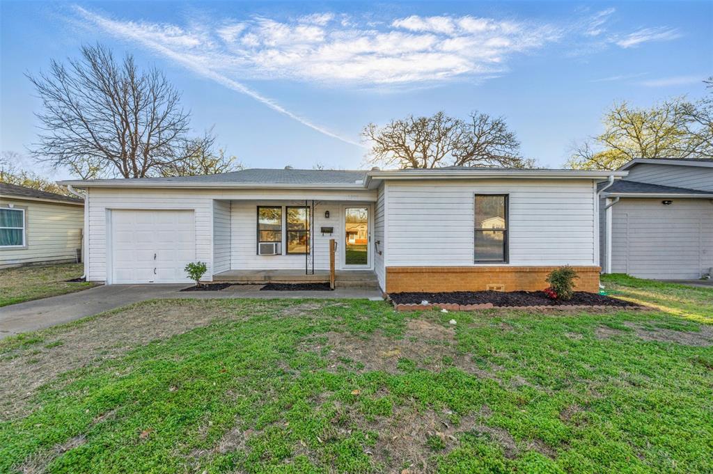 1208 Dora Street Property Photo