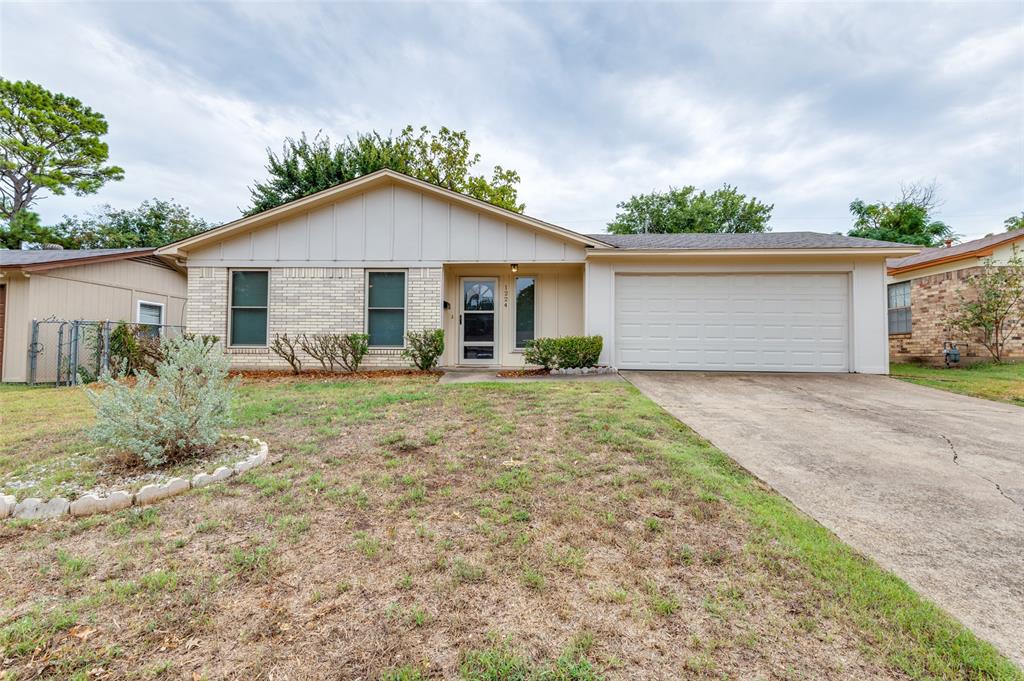 Dezavala Real Estate Listings Main Image