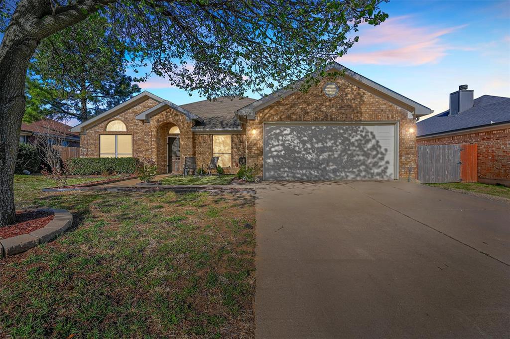 1208 Whispering Meadows Property Photo