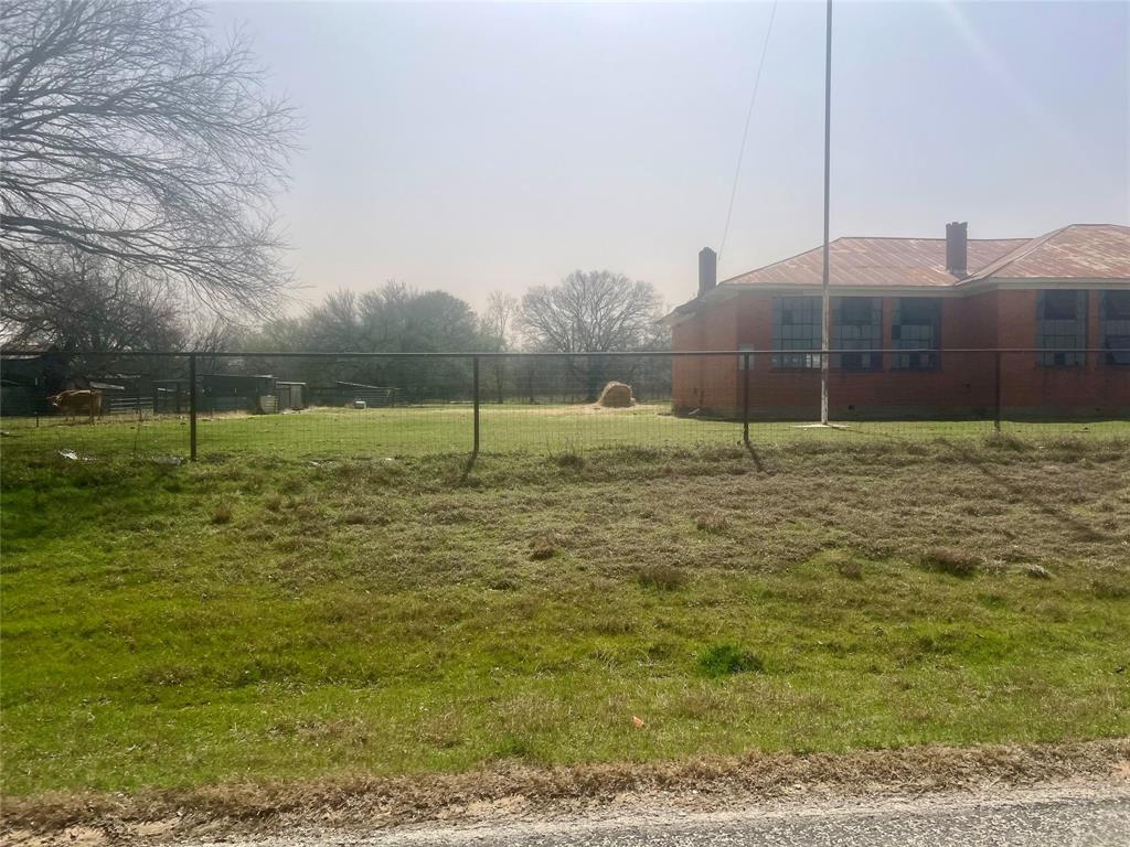 2.61 Ac Fm 103 Property Photo 4