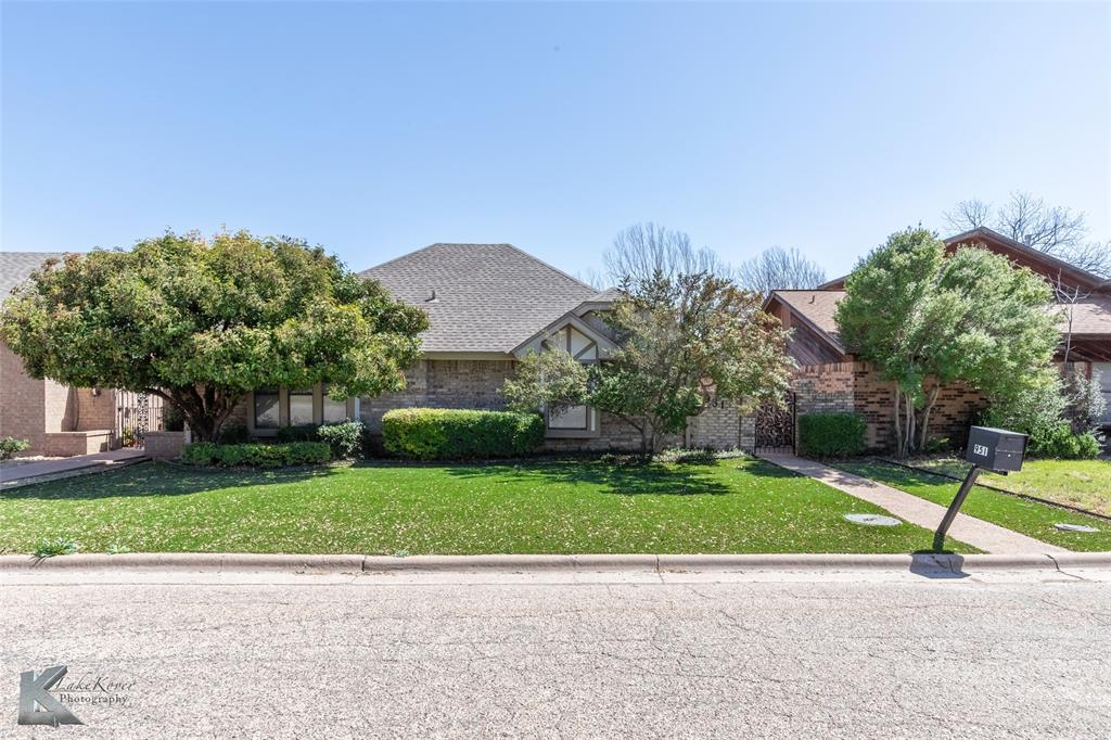 951 Ruswood Circle Property Photo