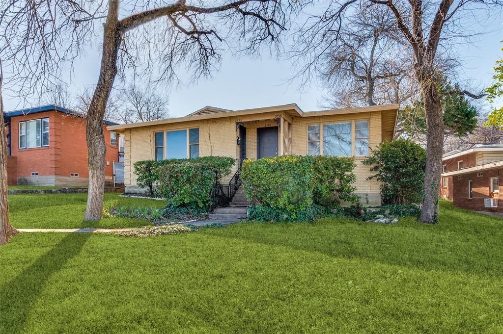 2736 W Jefferson Boulevard Property Photo