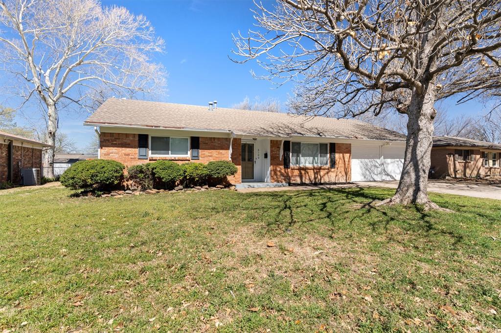 6100 Walraven Circle Property Photo
