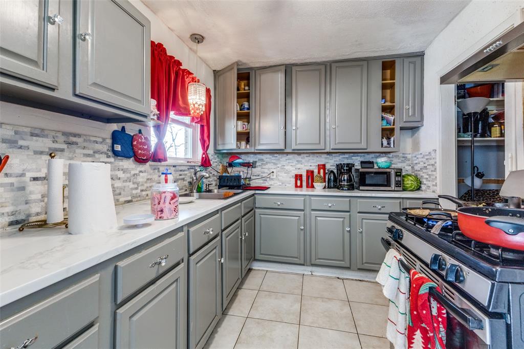 3404 Gray Drive Property Photo