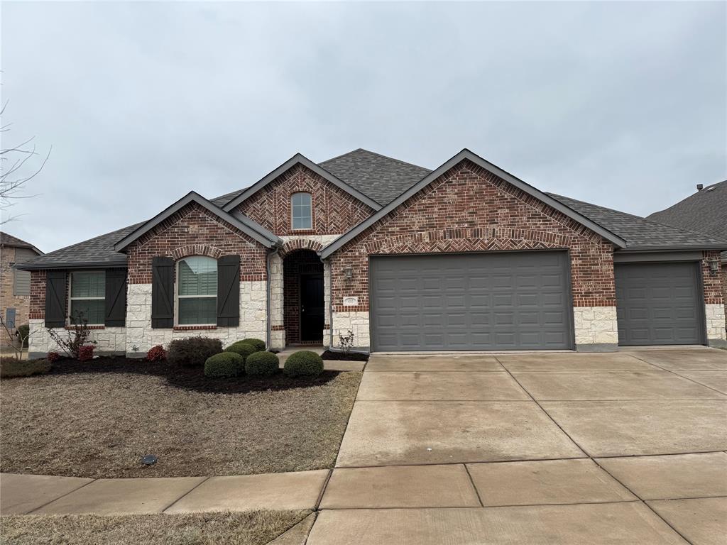 4202 Kingston Lane Property Photo