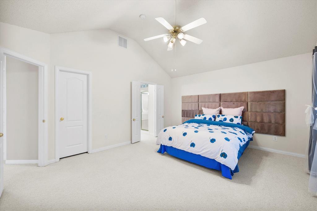 2437 Folkstone Way Property Photo 16