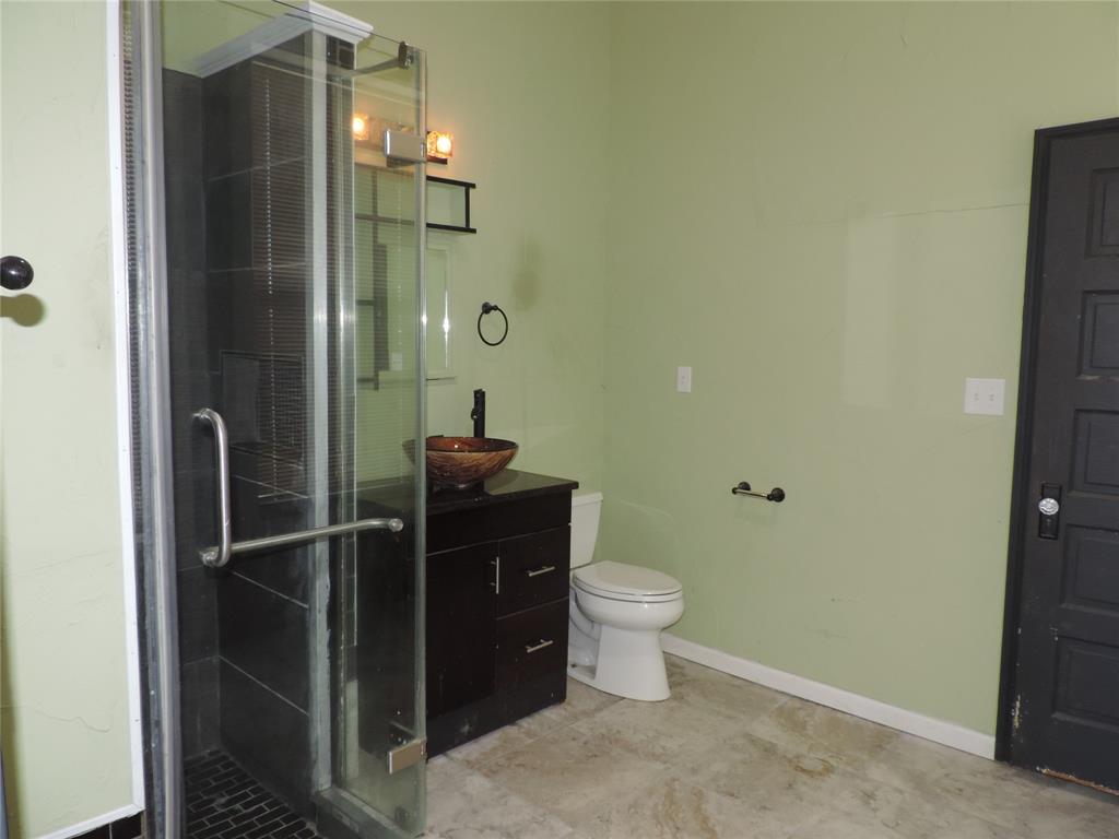 114 S Austin Property Photo 30