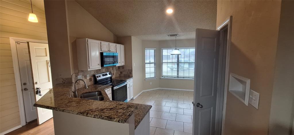 2335 Shirebrook Court Property Photo