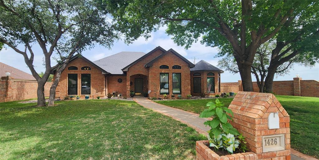 1426 Lakeview Road Property Photo