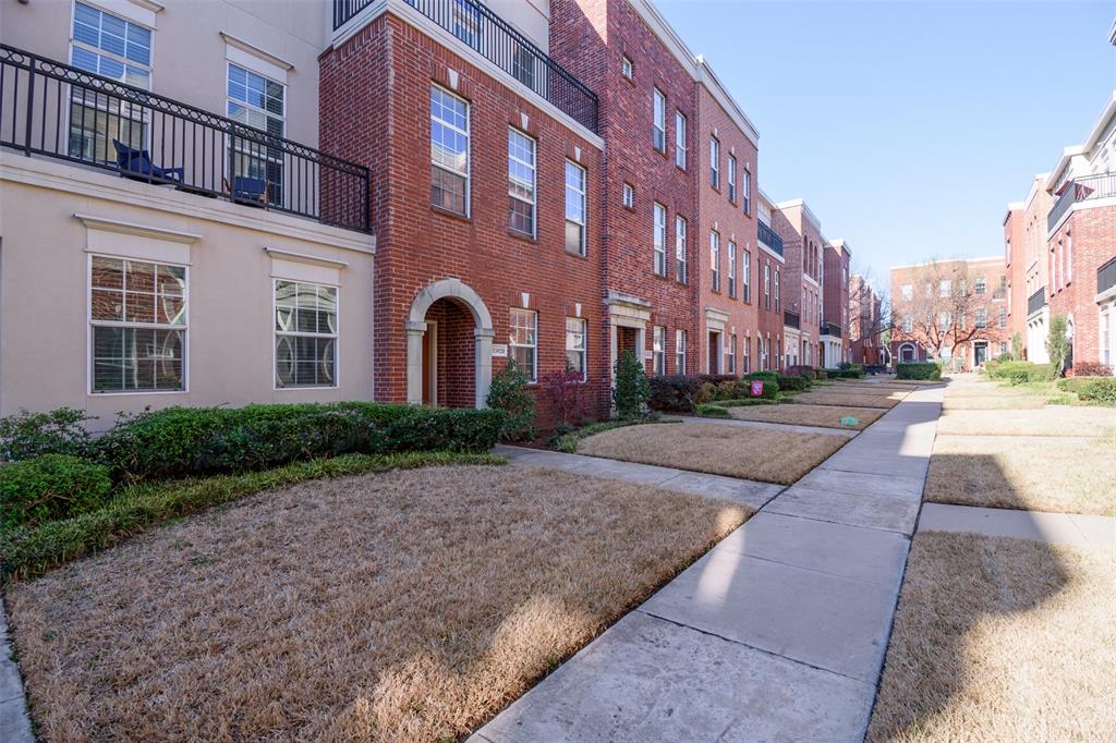 15820 Breedlove Place Property Photo